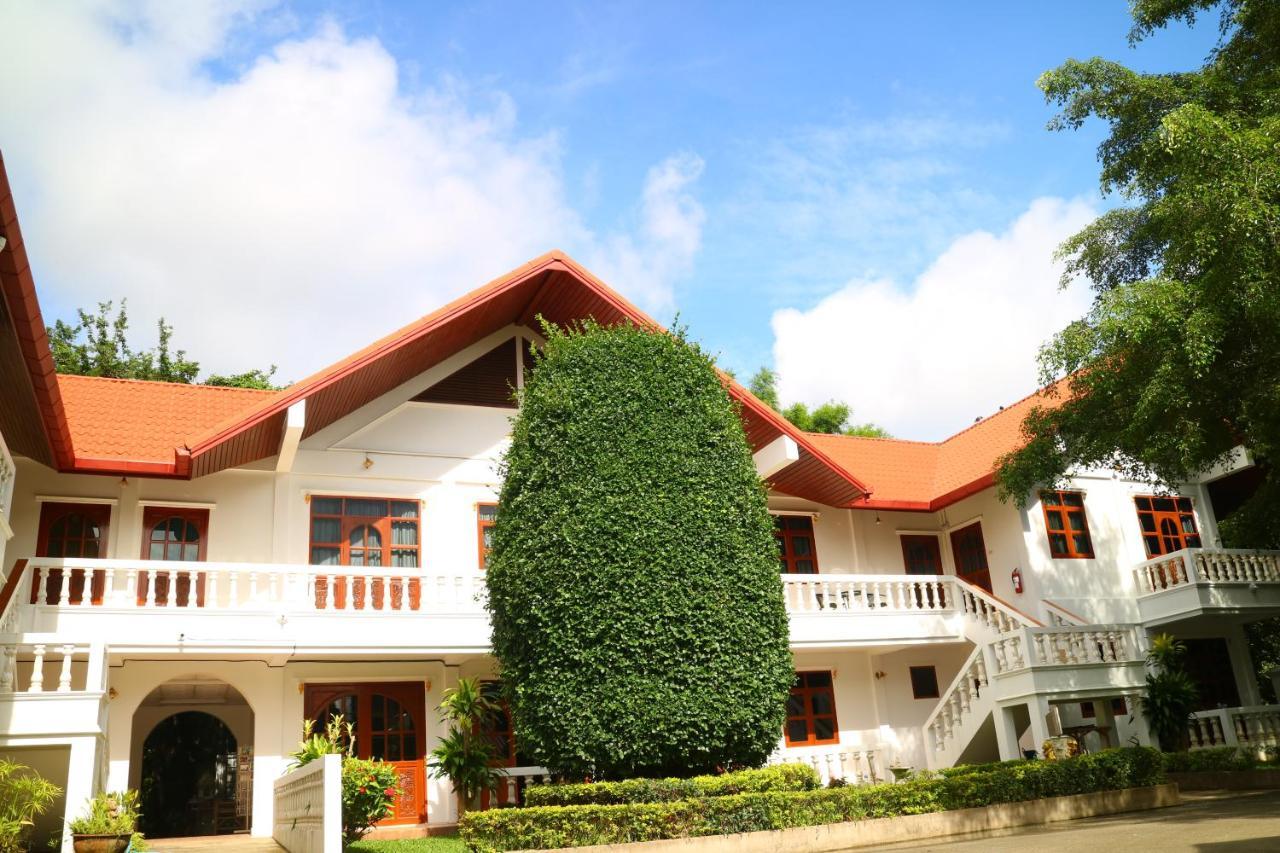 Golden Cupids Hotel Chiang Mai Buitenkant foto